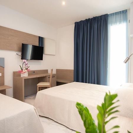 Hotel Marconi Express โบโลญญา ภายนอก รูปภาพ