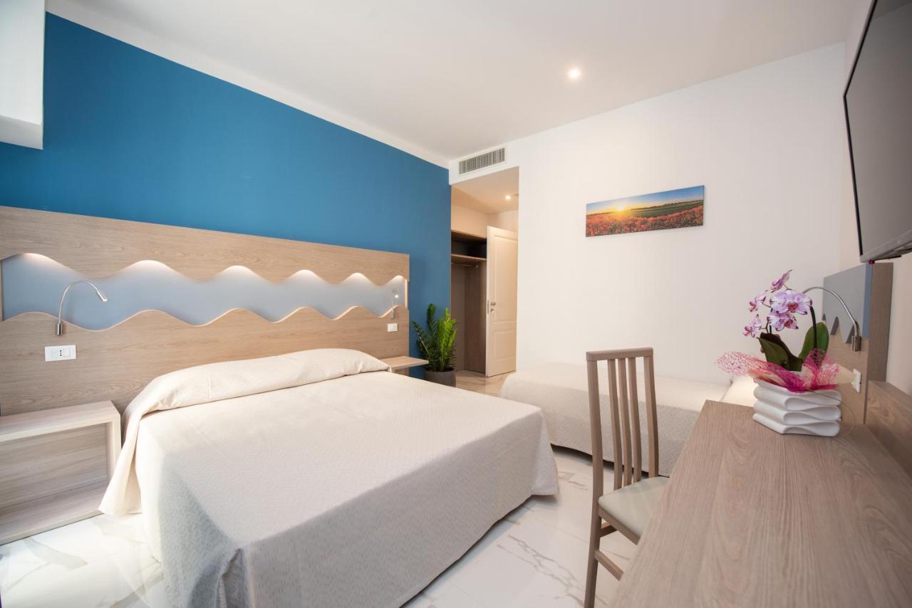 Hotel Marconi Express โบโลญญา ภายนอก รูปภาพ