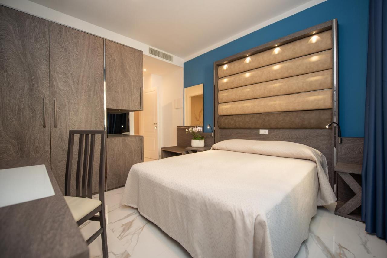 Hotel Marconi Express โบโลญญา ภายนอก รูปภาพ