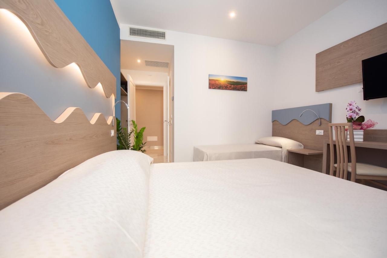 Hotel Marconi Express โบโลญญา ภายนอก รูปภาพ